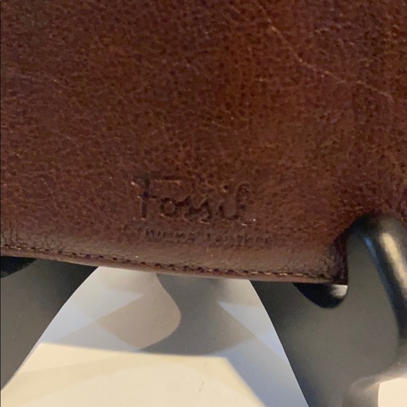 Vintage Fossil Wallet - Picture 3 of 7